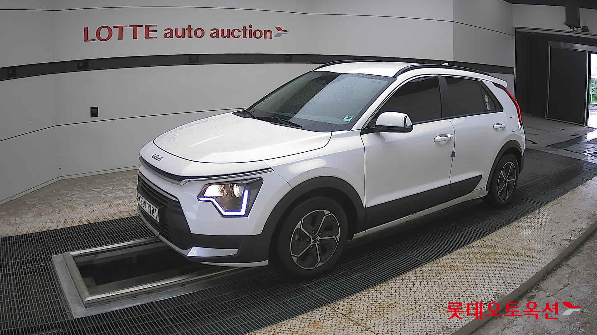 Kia Niro - 11