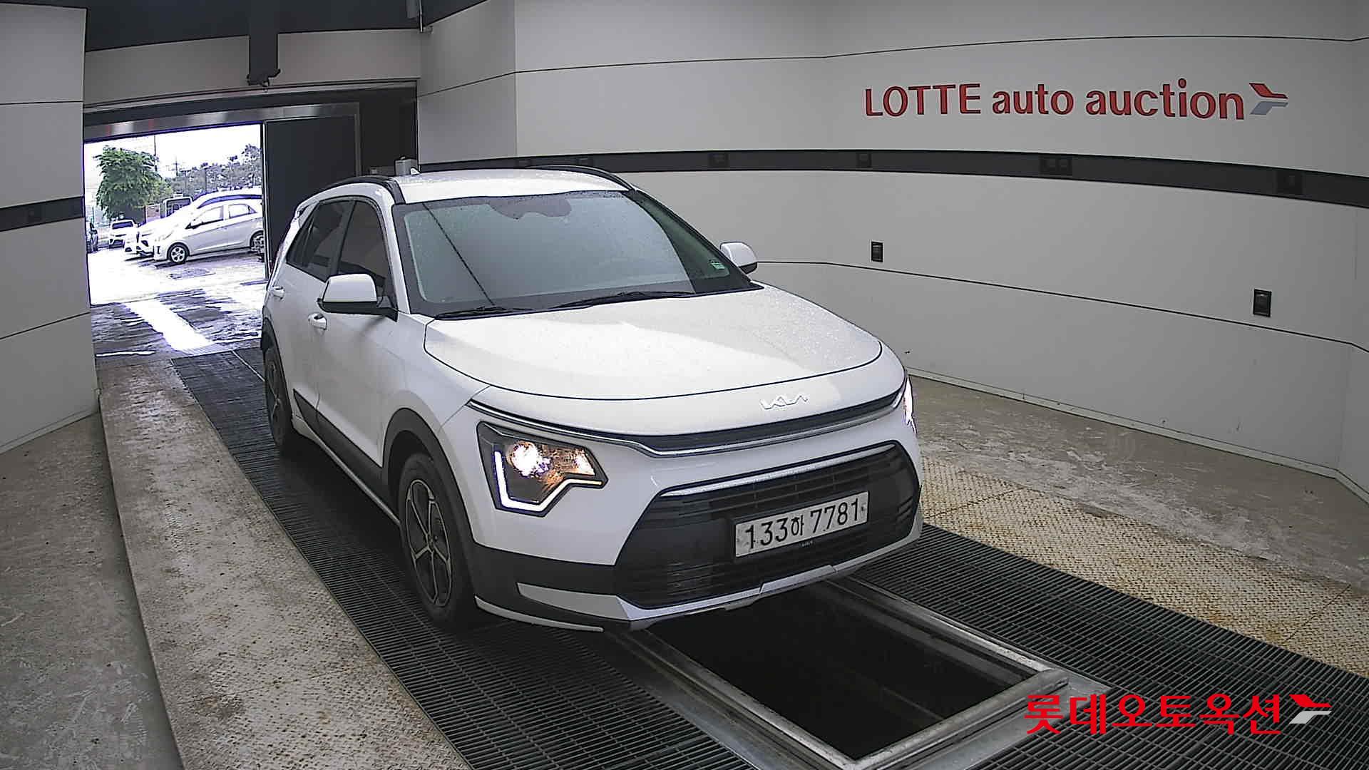 Kia Niro - 24