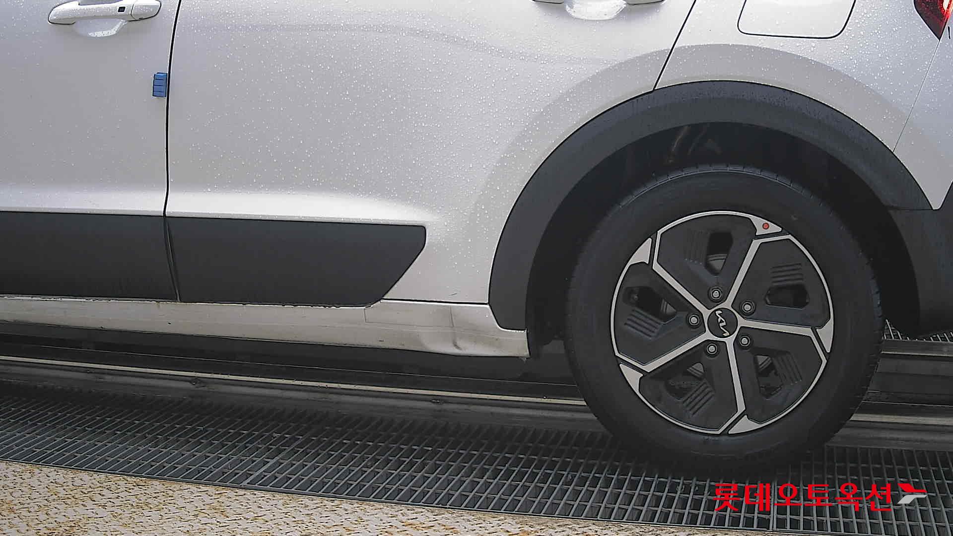 Kia Niro - 26