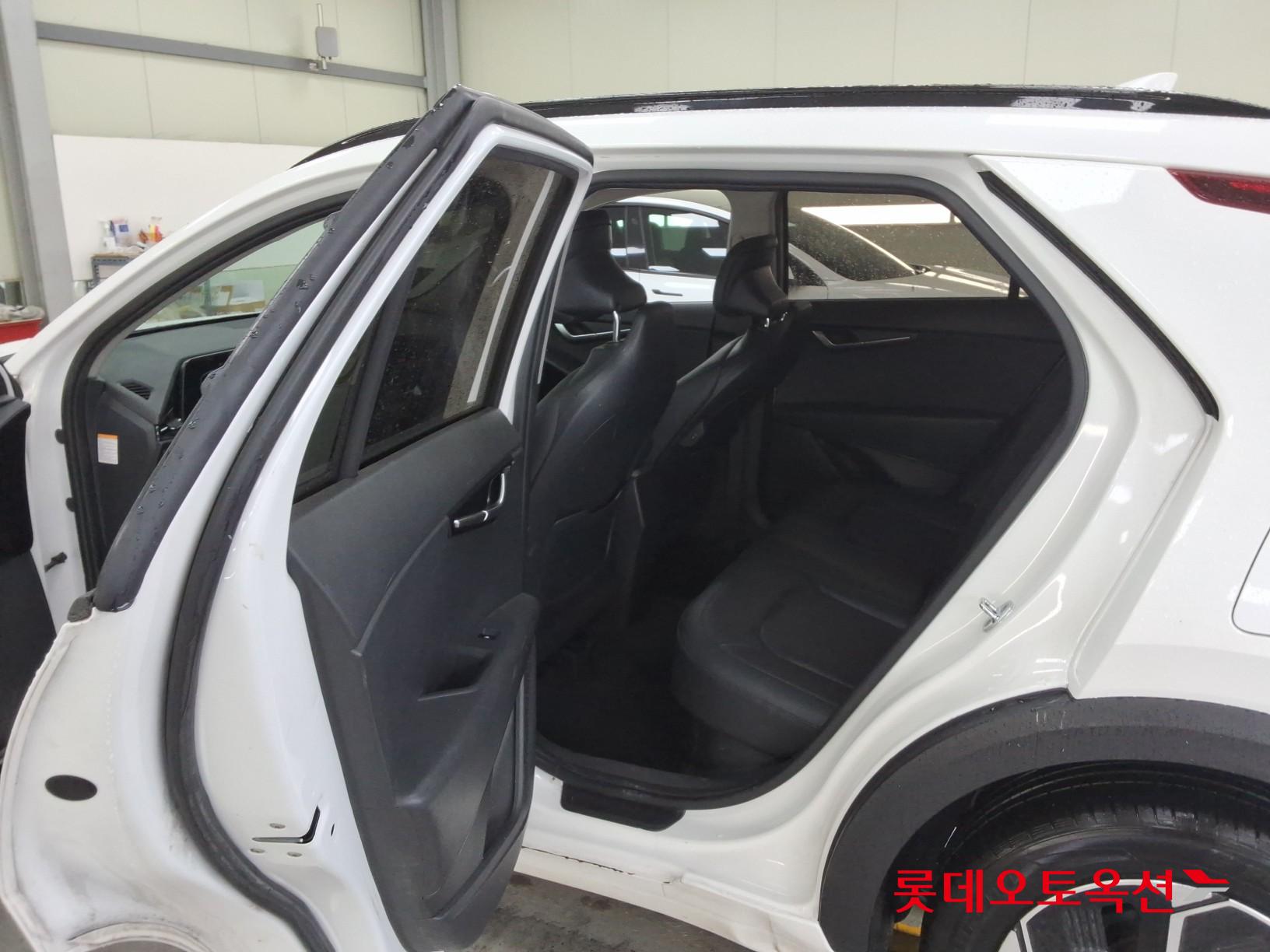 Kia Niro - 38