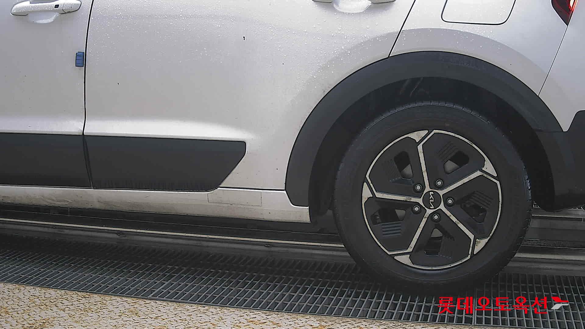 Kia Niro - 26