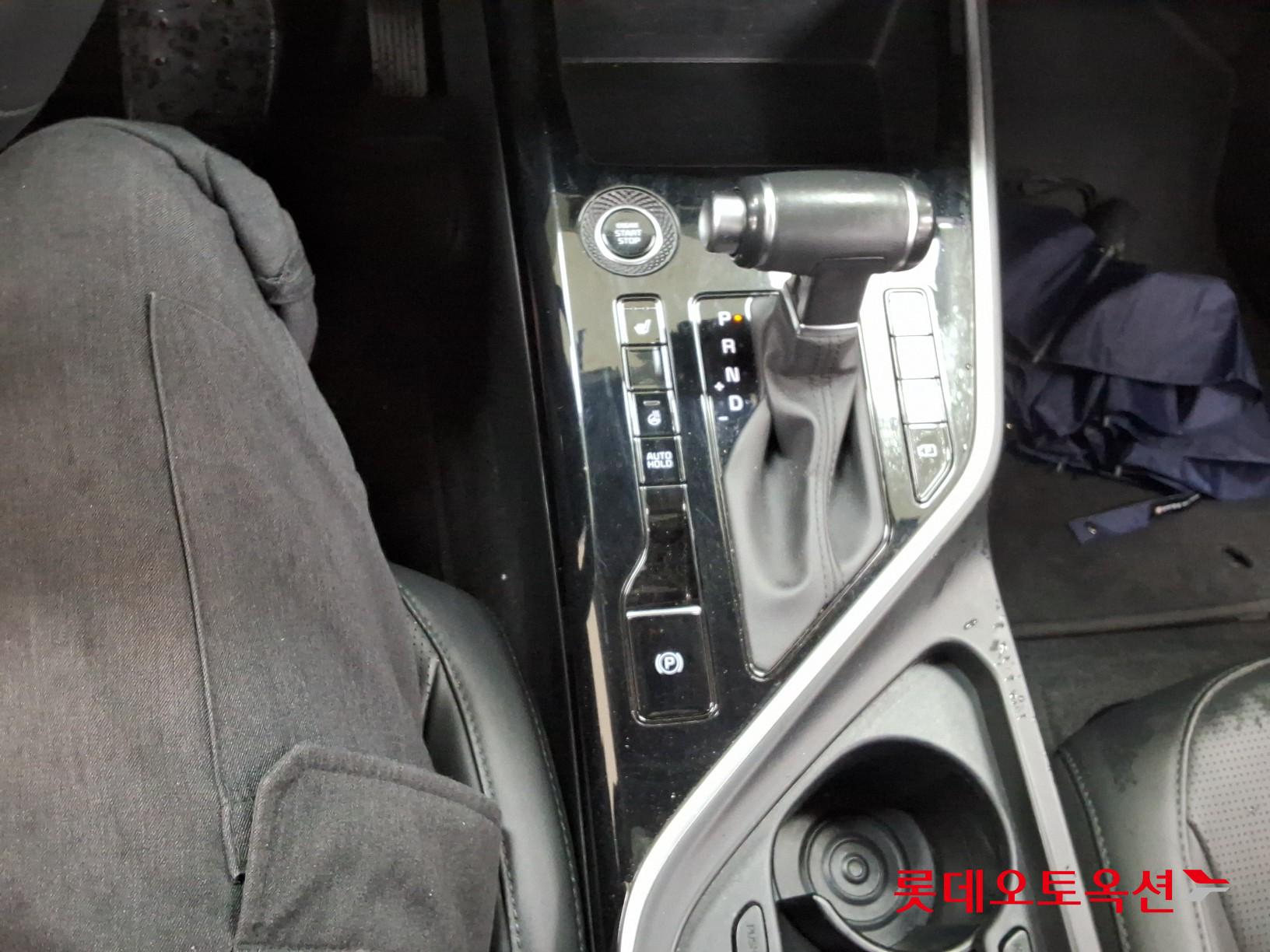Kia Niro - 34