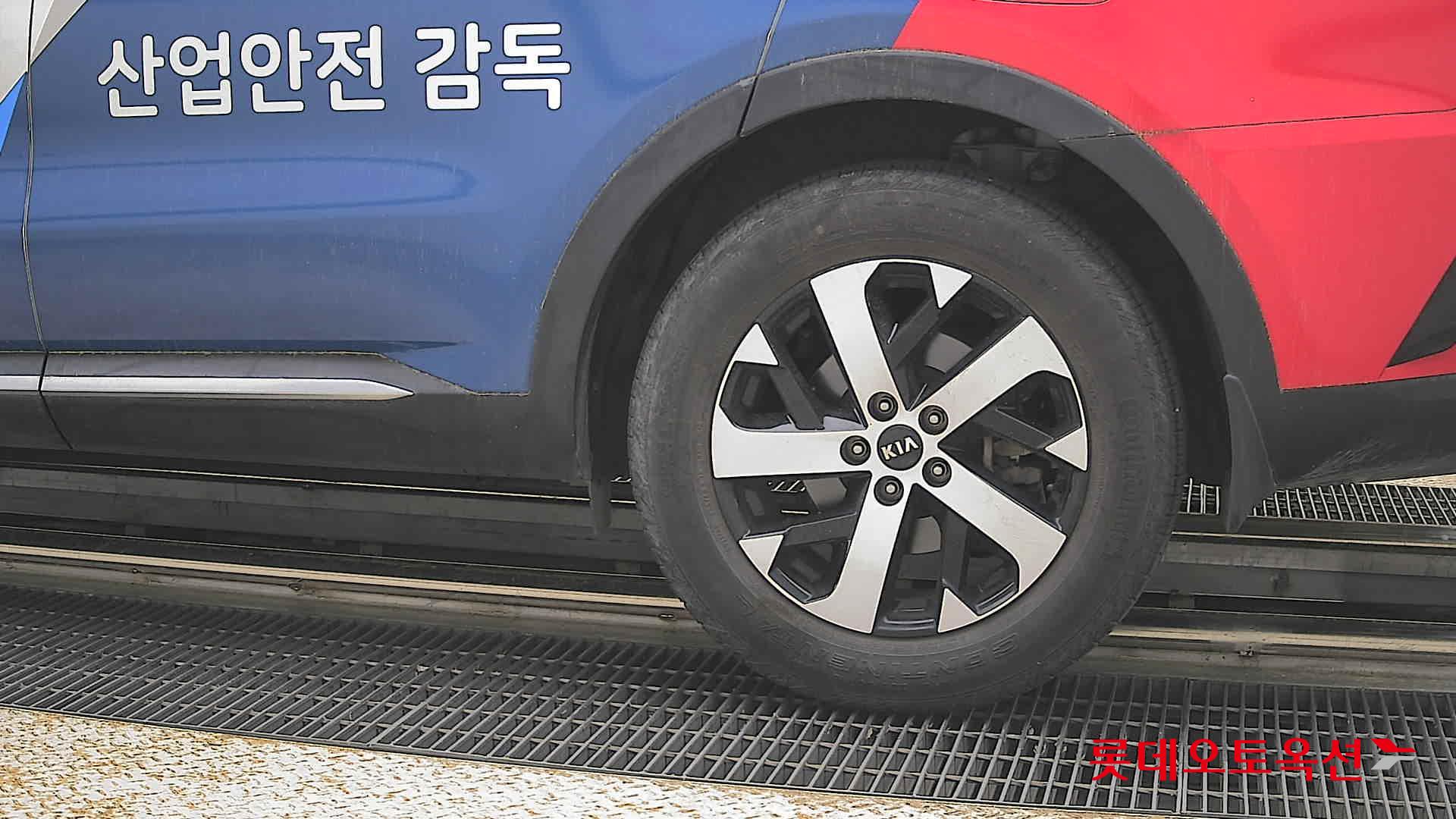 기아 쏘렌토 - 26