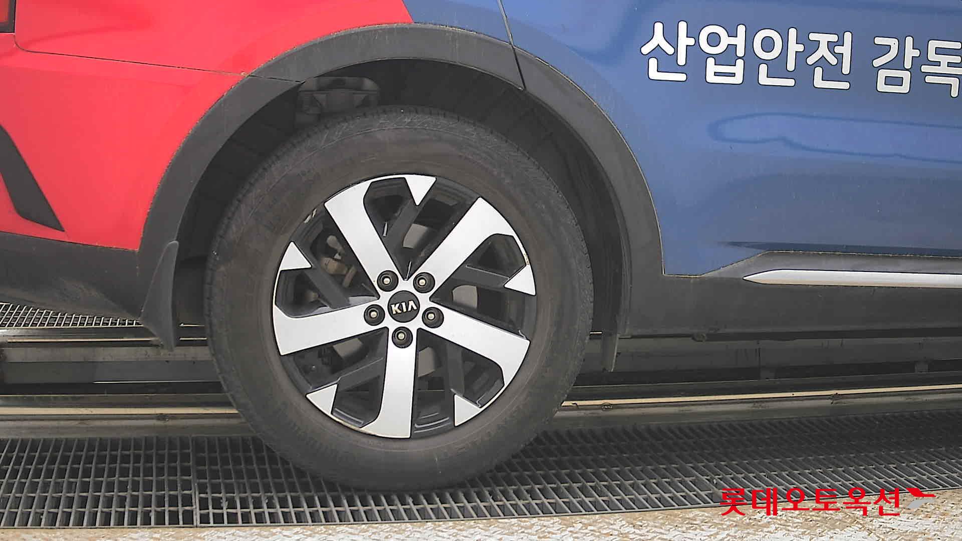 기아 쏘렌토 - 28