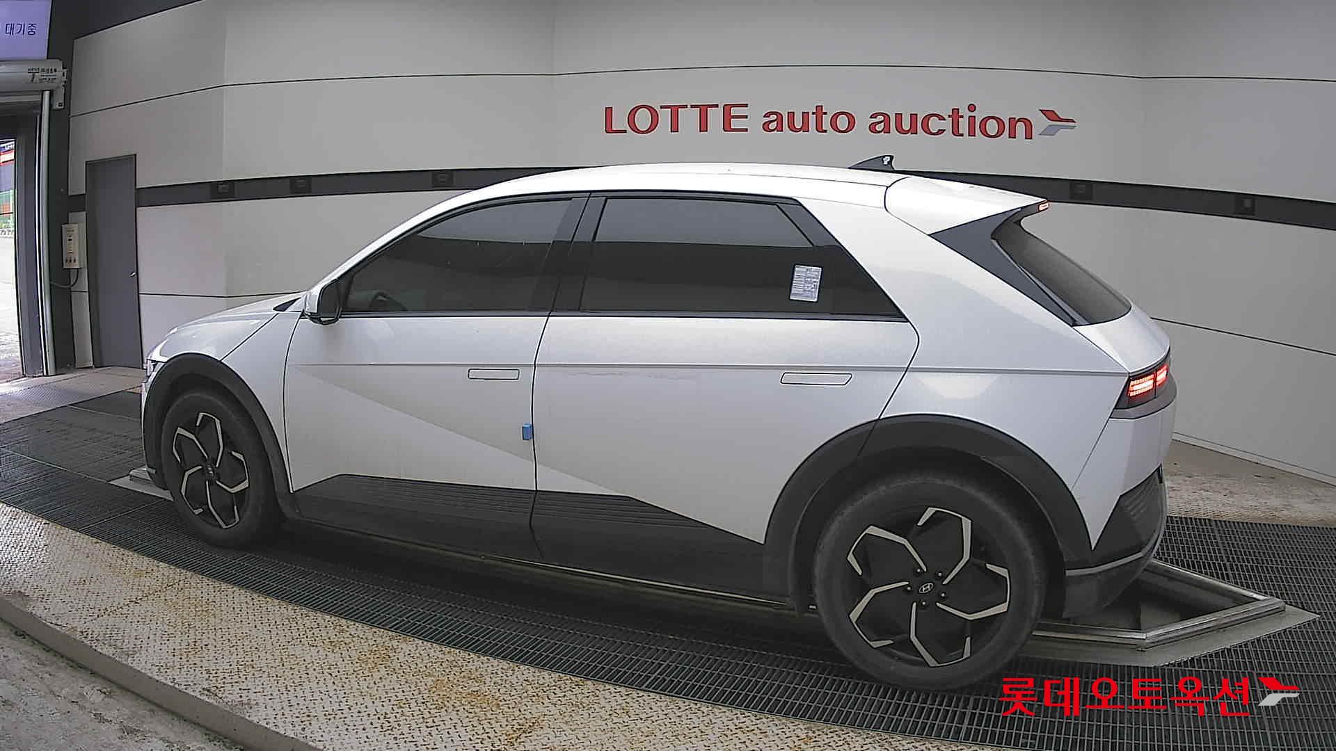 Hyundai Ioniq 5 - 14