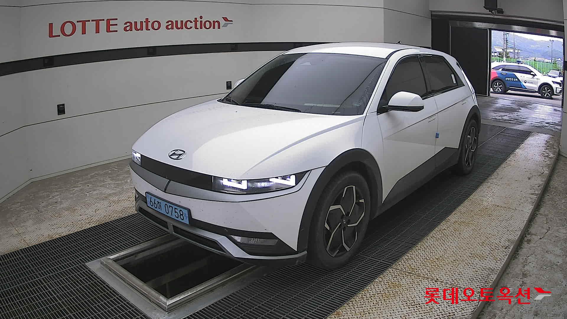Hyundai Ioniq 5 - 3