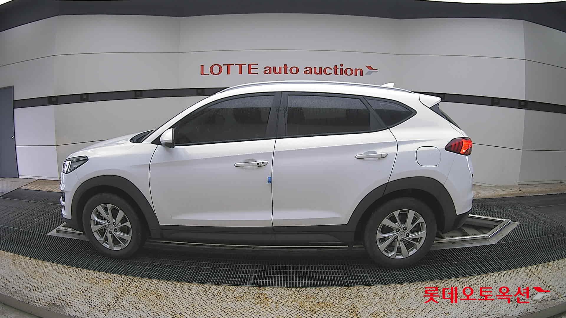 Hyundai Tucson - 13
