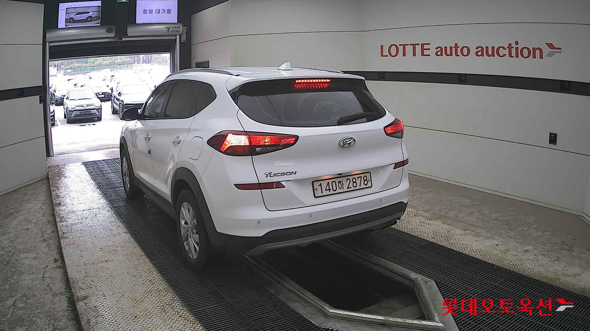 Hyundai Tucson - 16