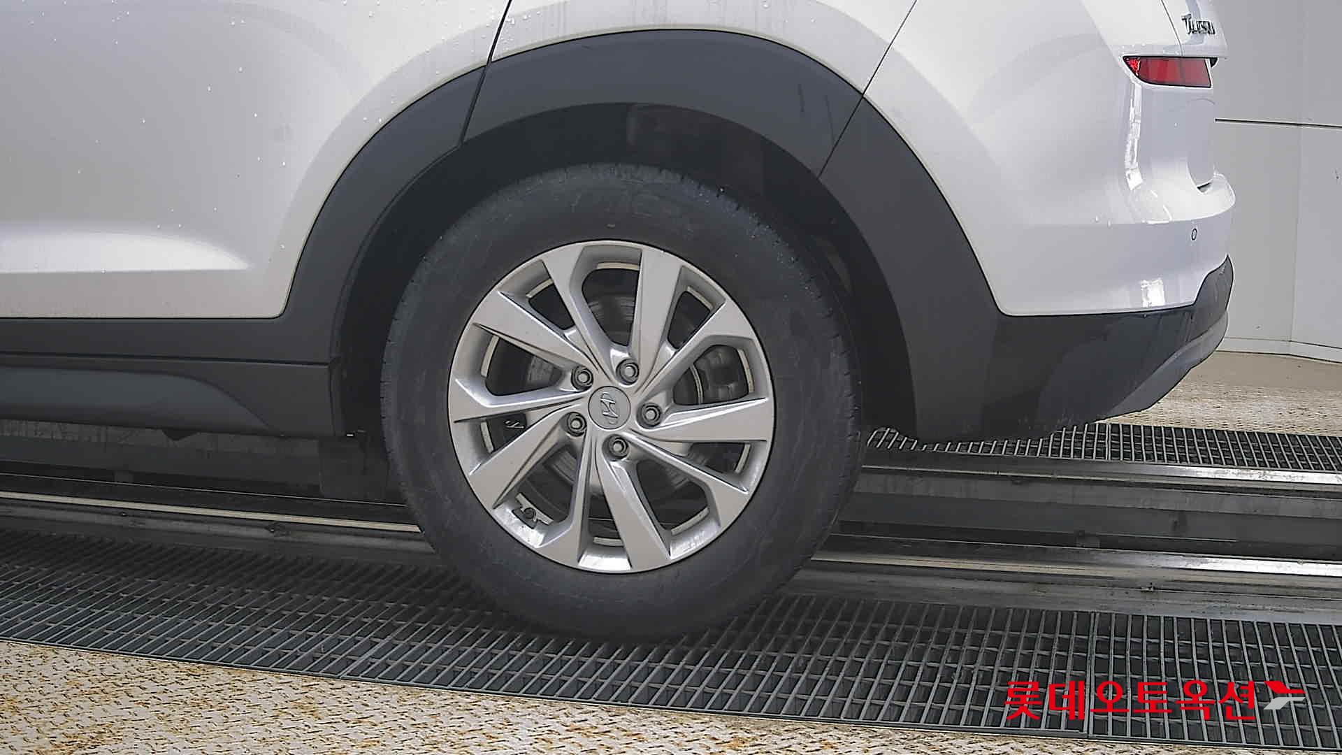 Hyundai Tucson - 26