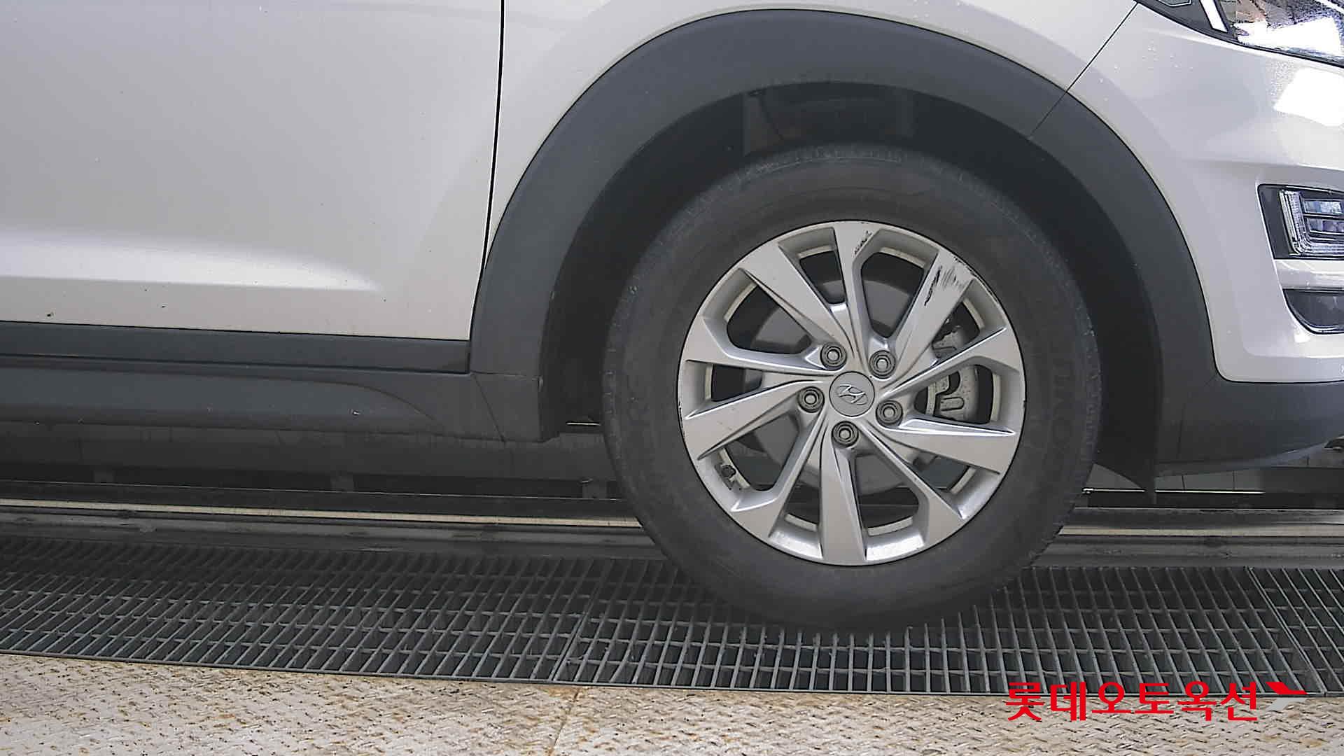 Hyundai Tucson - 27
