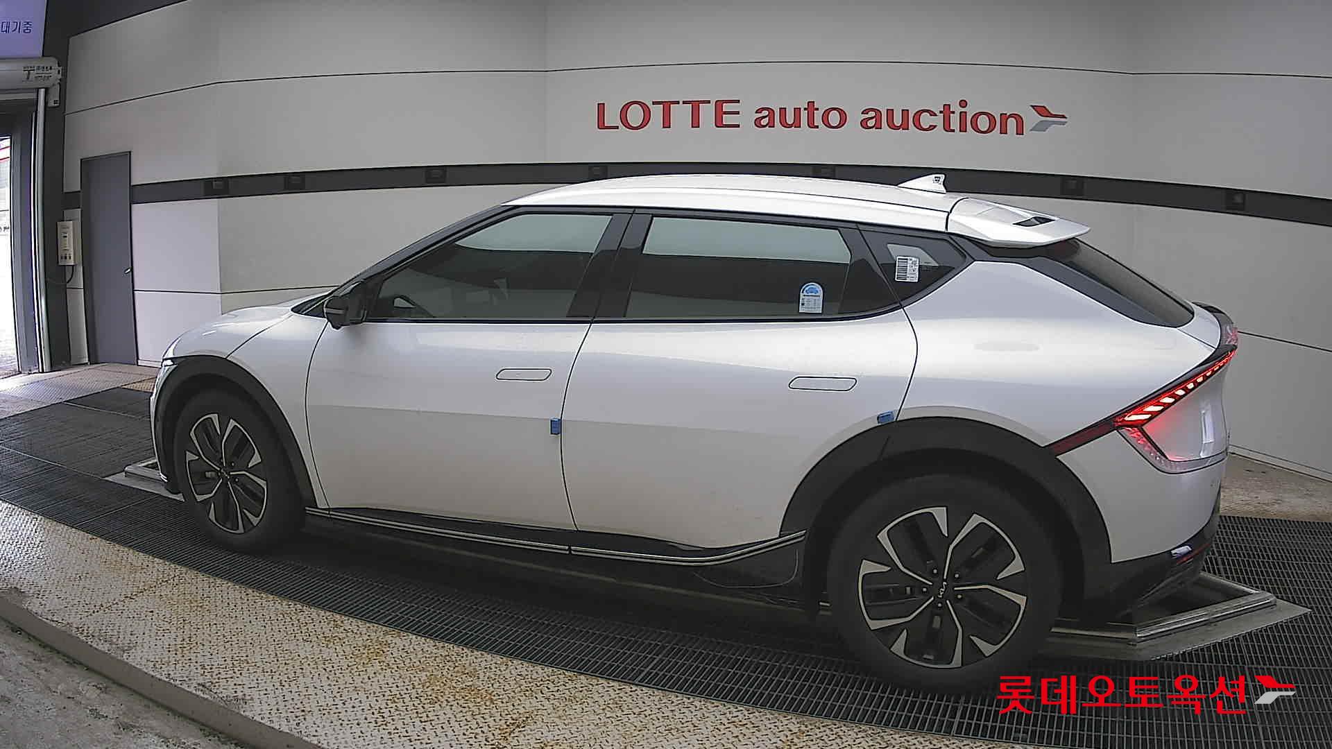 Kia EV6 - 14
