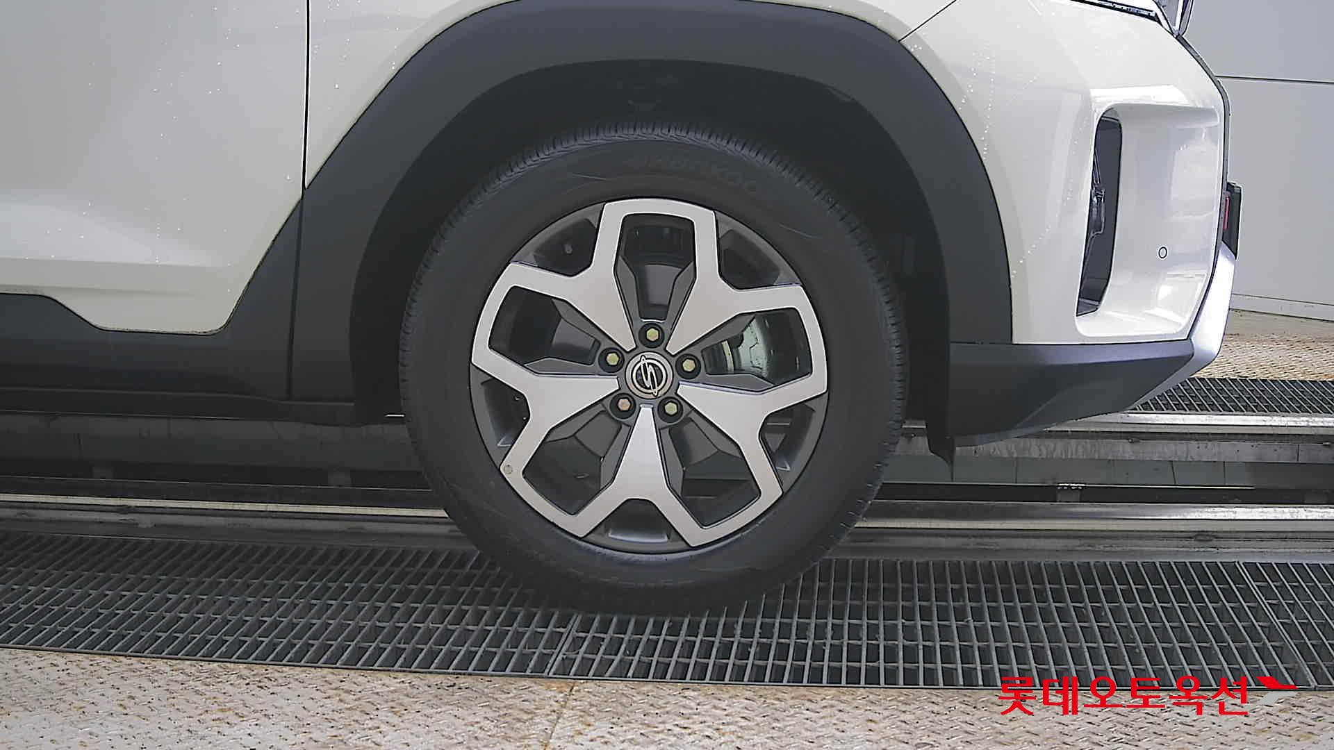 KG Mobility Torres - 27