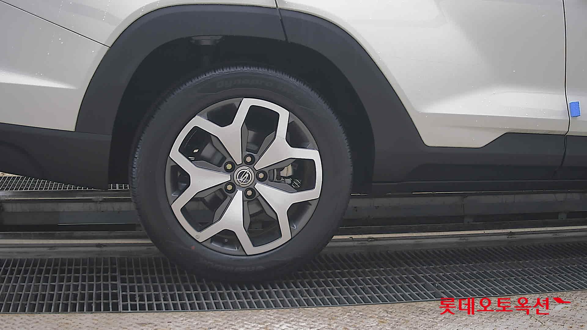 KG Mobility Torres - 28