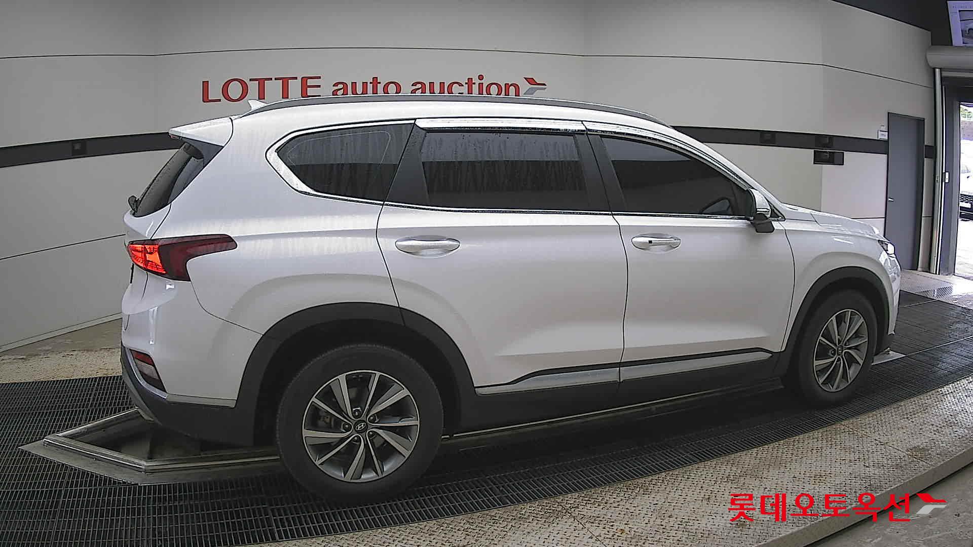 Hyundai Santa Fe - 20