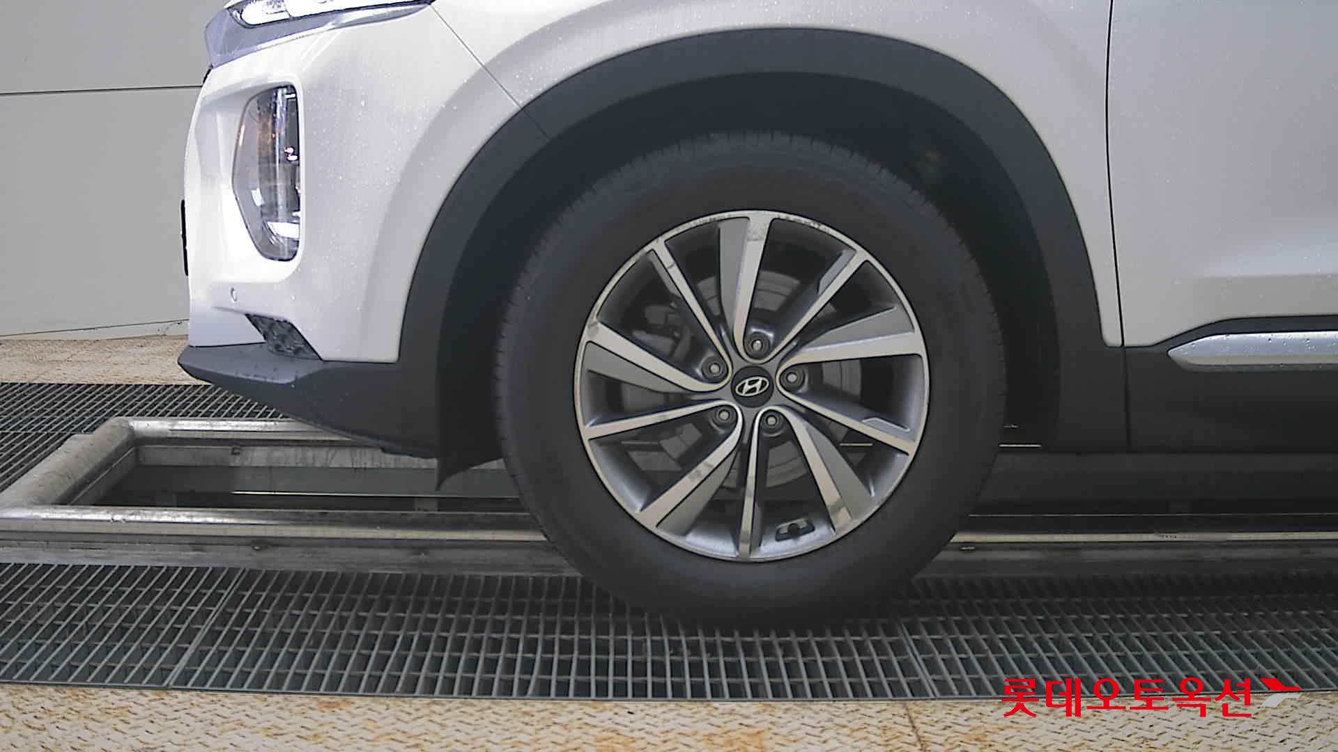 Hyundai Santa Fe - 25