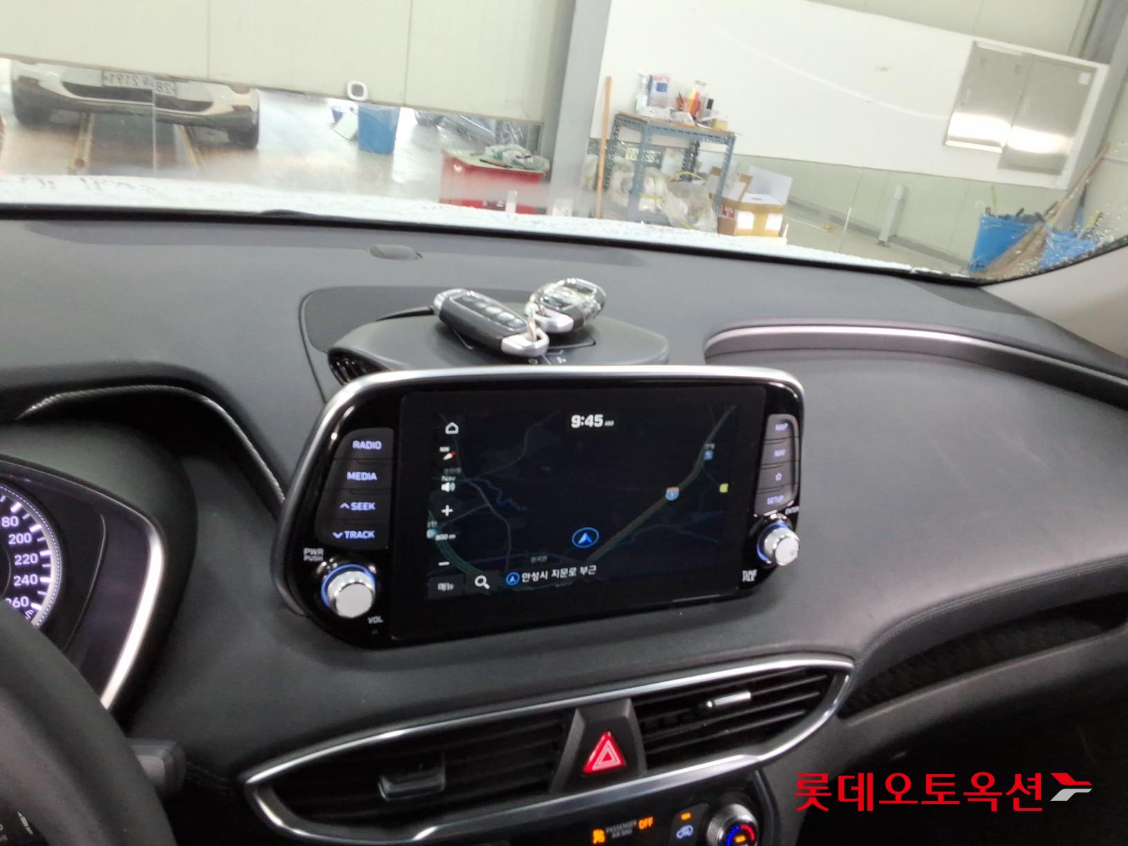 Hyundai Santa Fe - 33