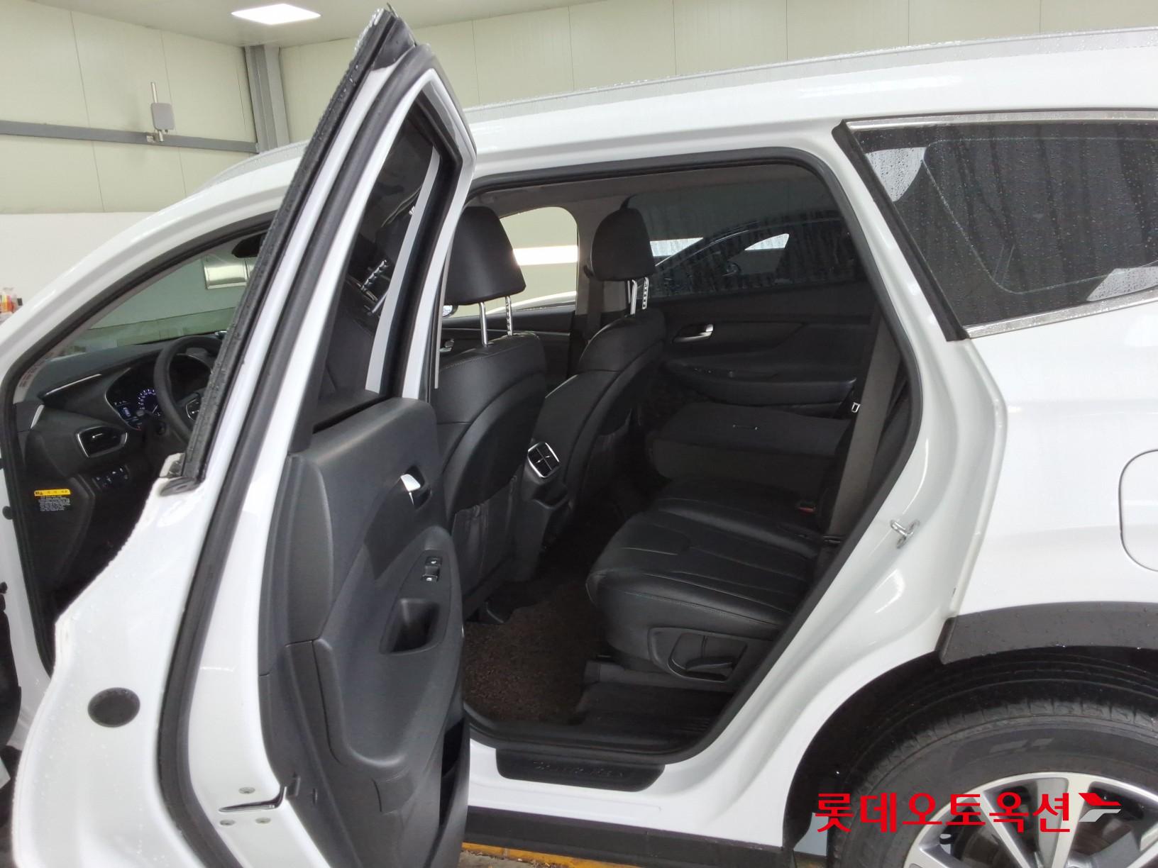 Hyundai Santa Fe - 38