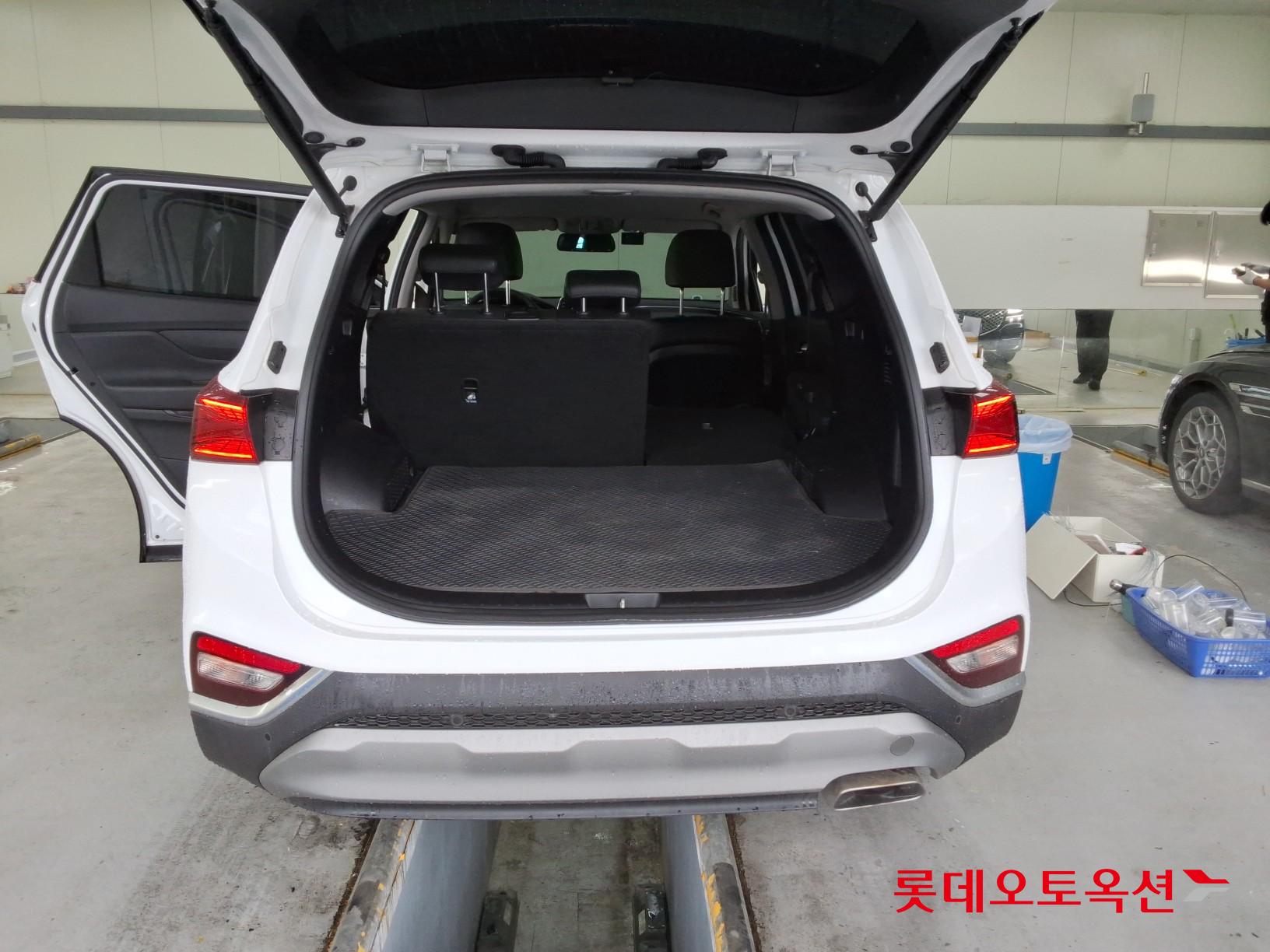 Hyundai Santa Fe - 9
