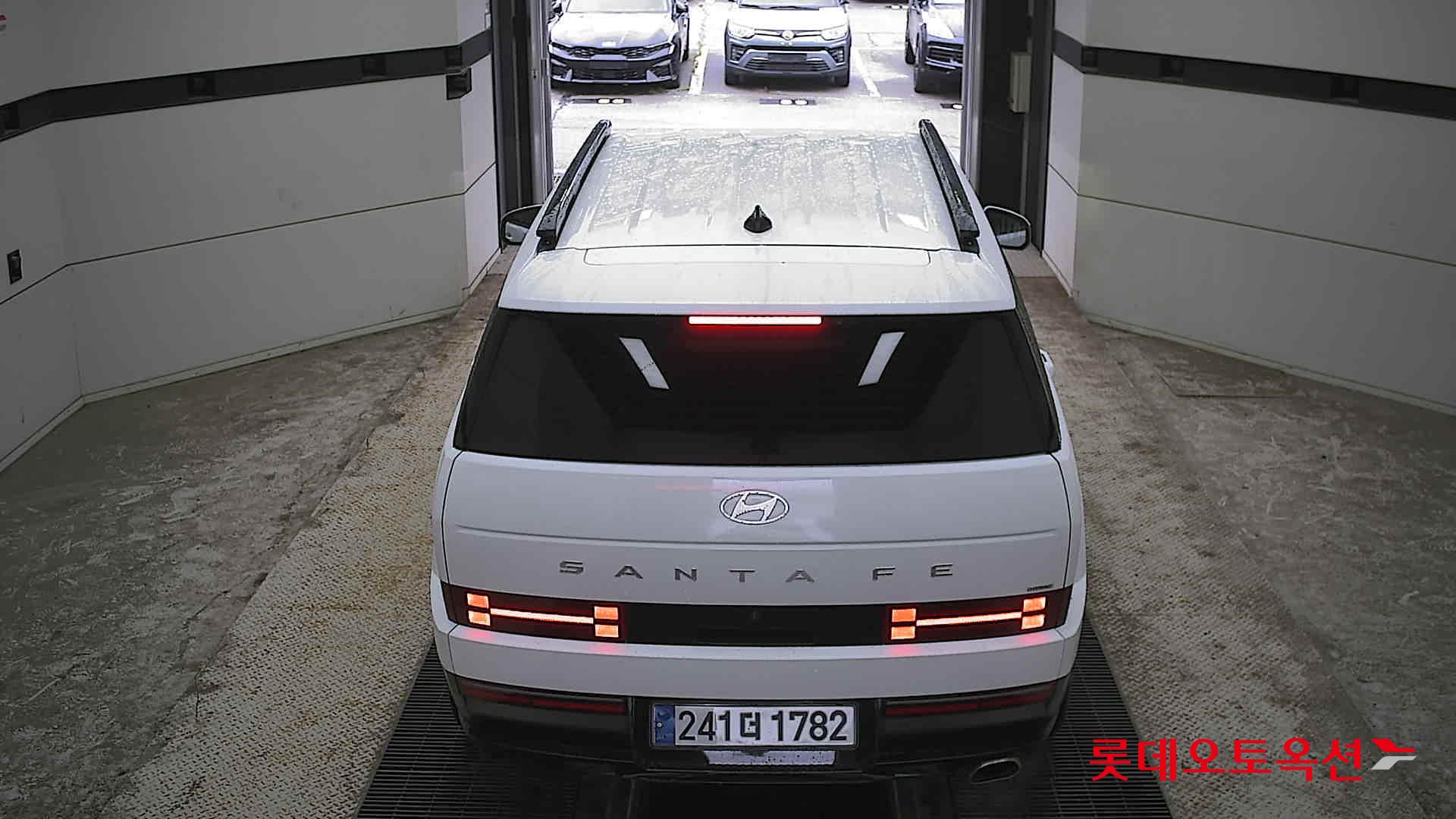 Hyundai Santa Fe 2024 Белый из Кореи, фото 5