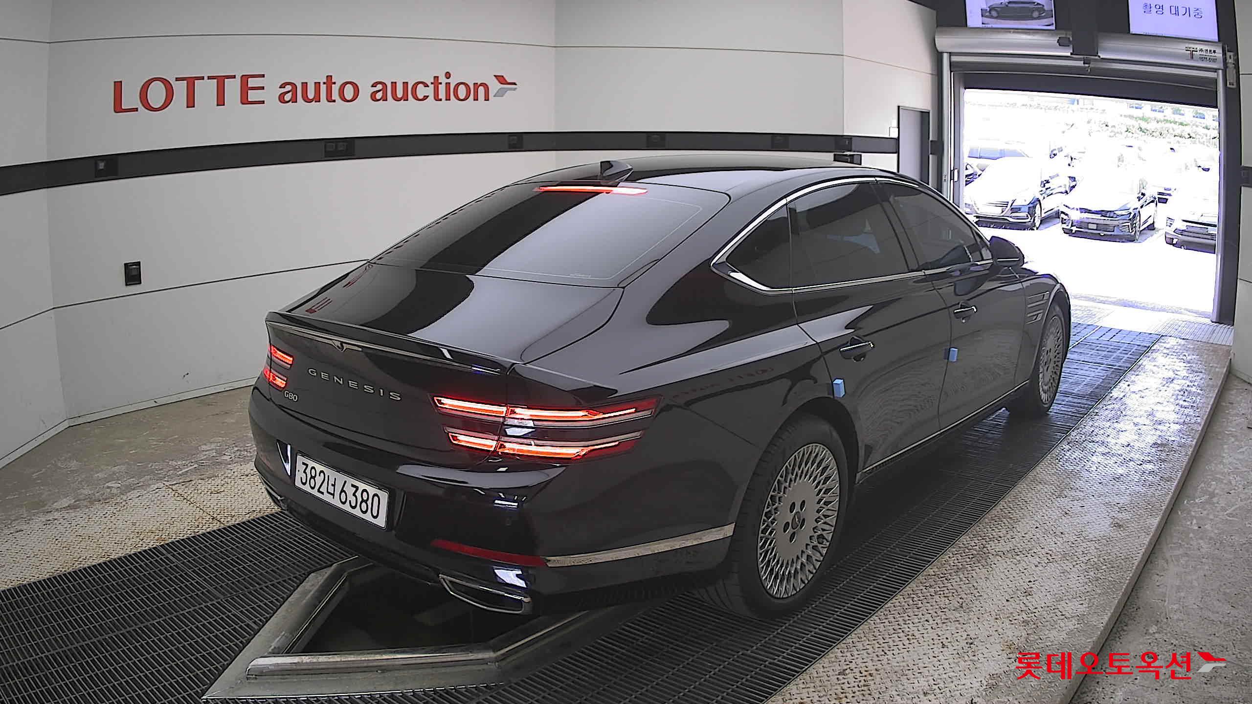 Genesis G80 - 5