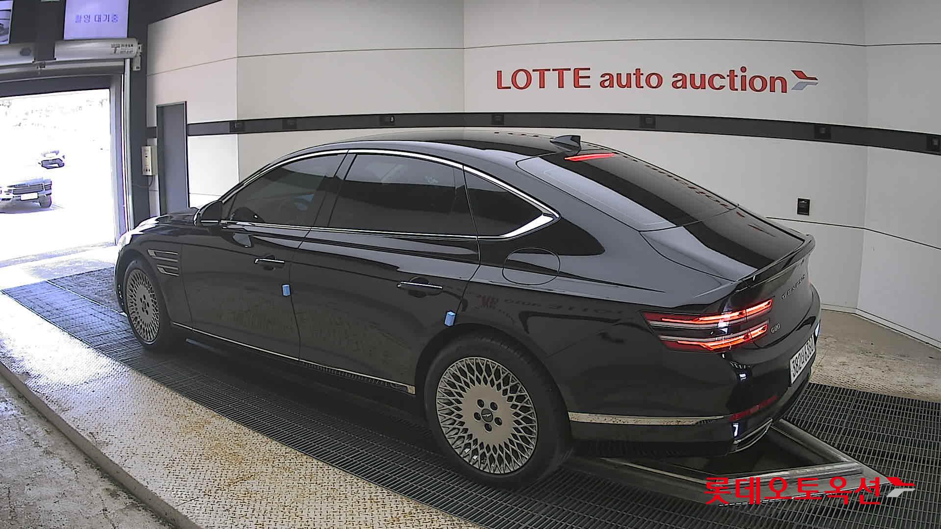 Genesis G80 - 15