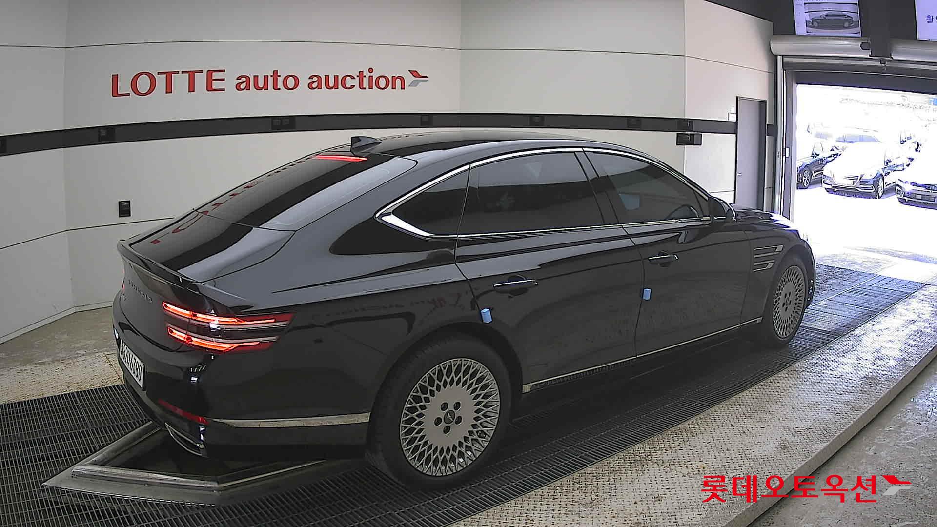Genesis G80 - 19