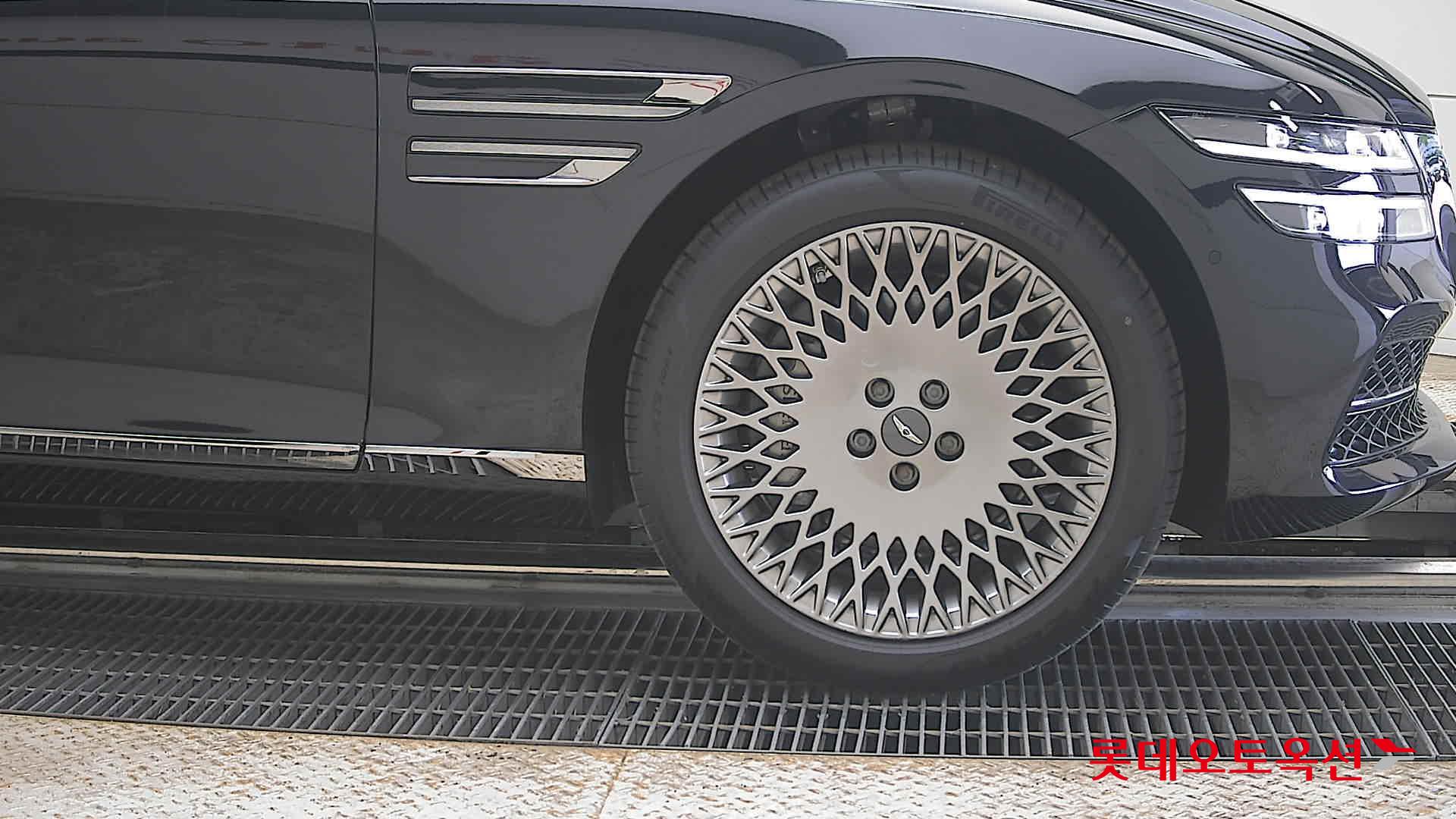 Genesis G80 - 27