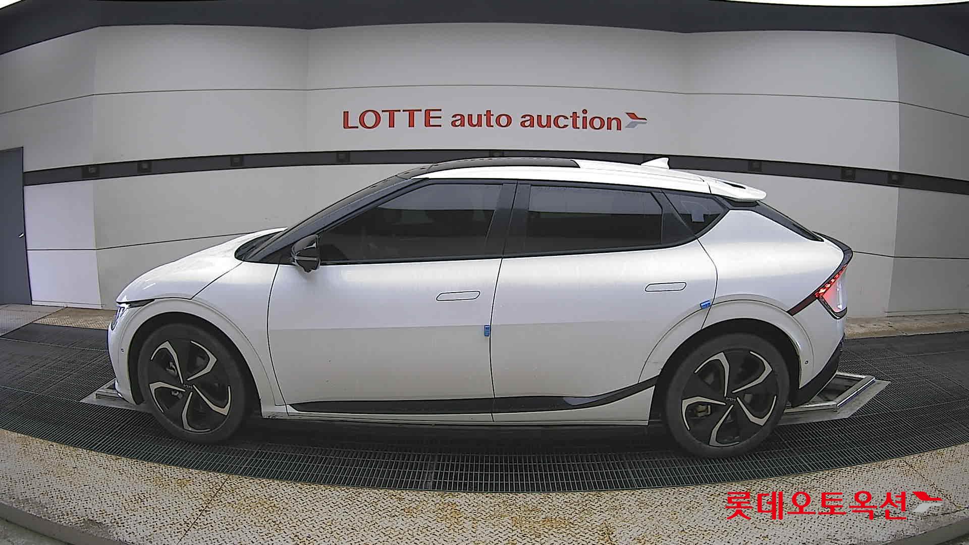 Kia EV6 - 13