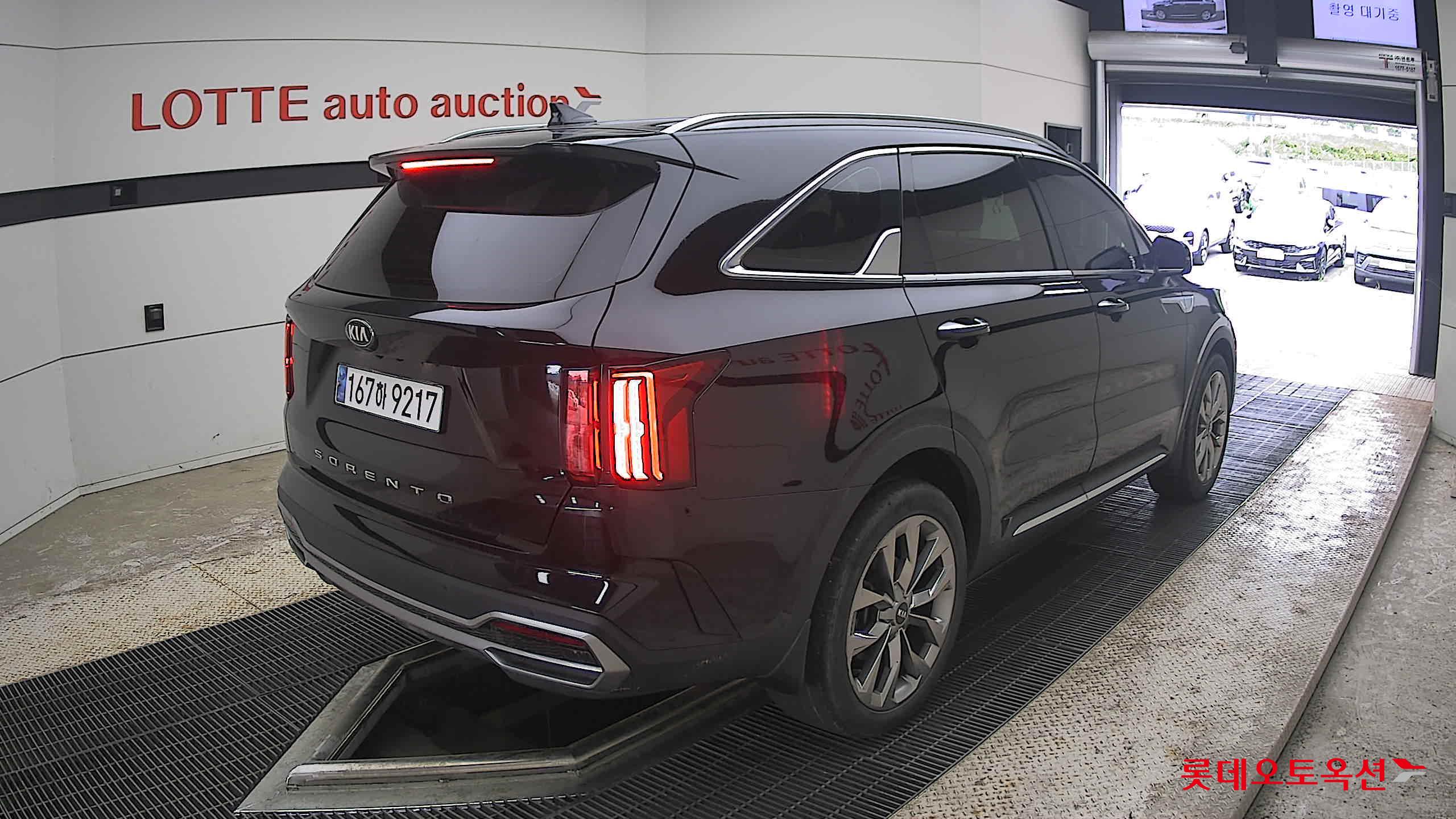 2021 - kia sorento