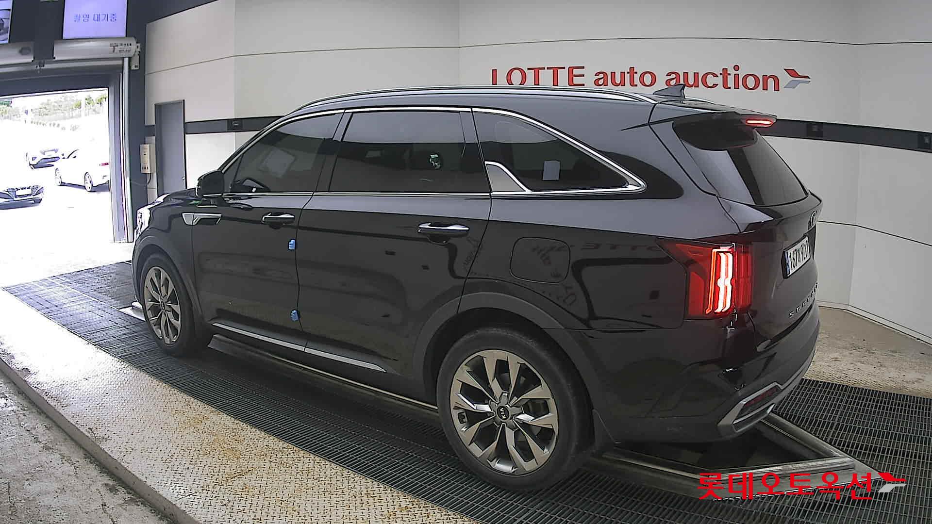 2021 - kia sorento