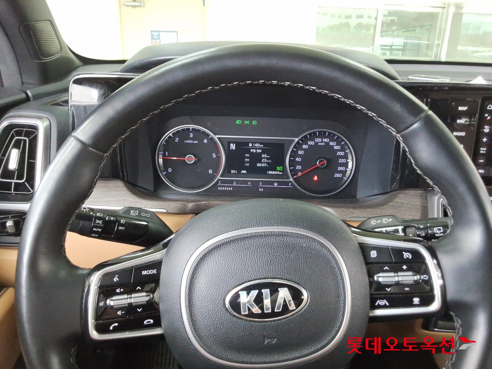 2021 - kia sorento