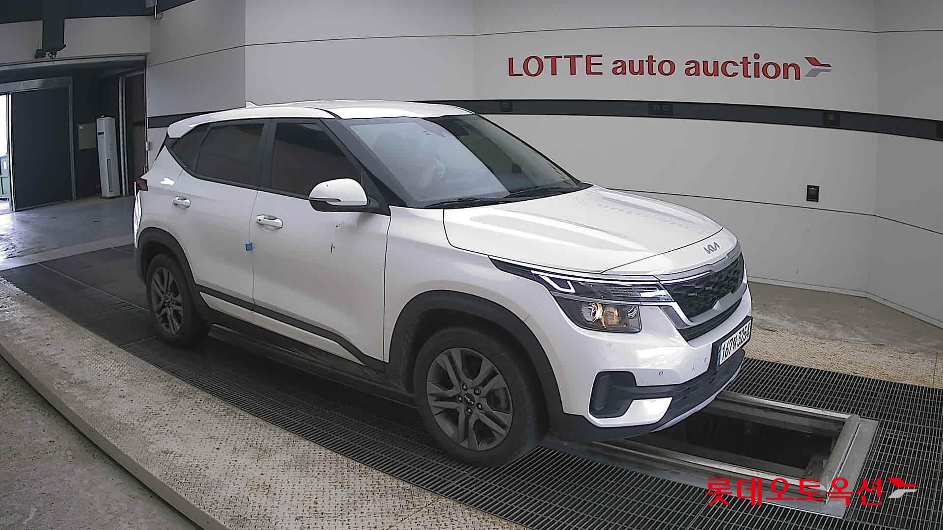 2023 - kia seltos