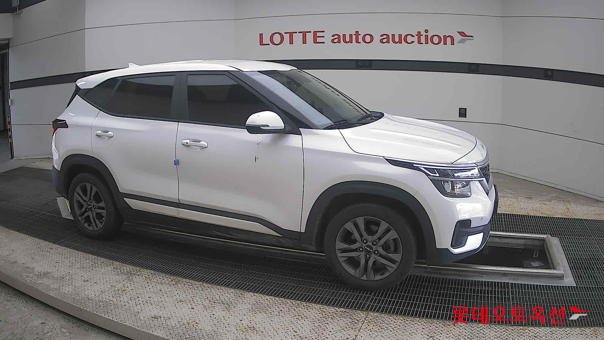 2023 - kia seltos