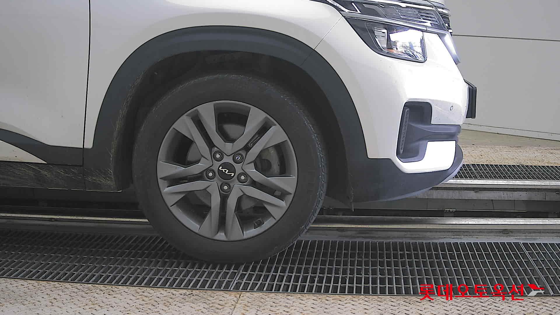 2023 - kia seltos