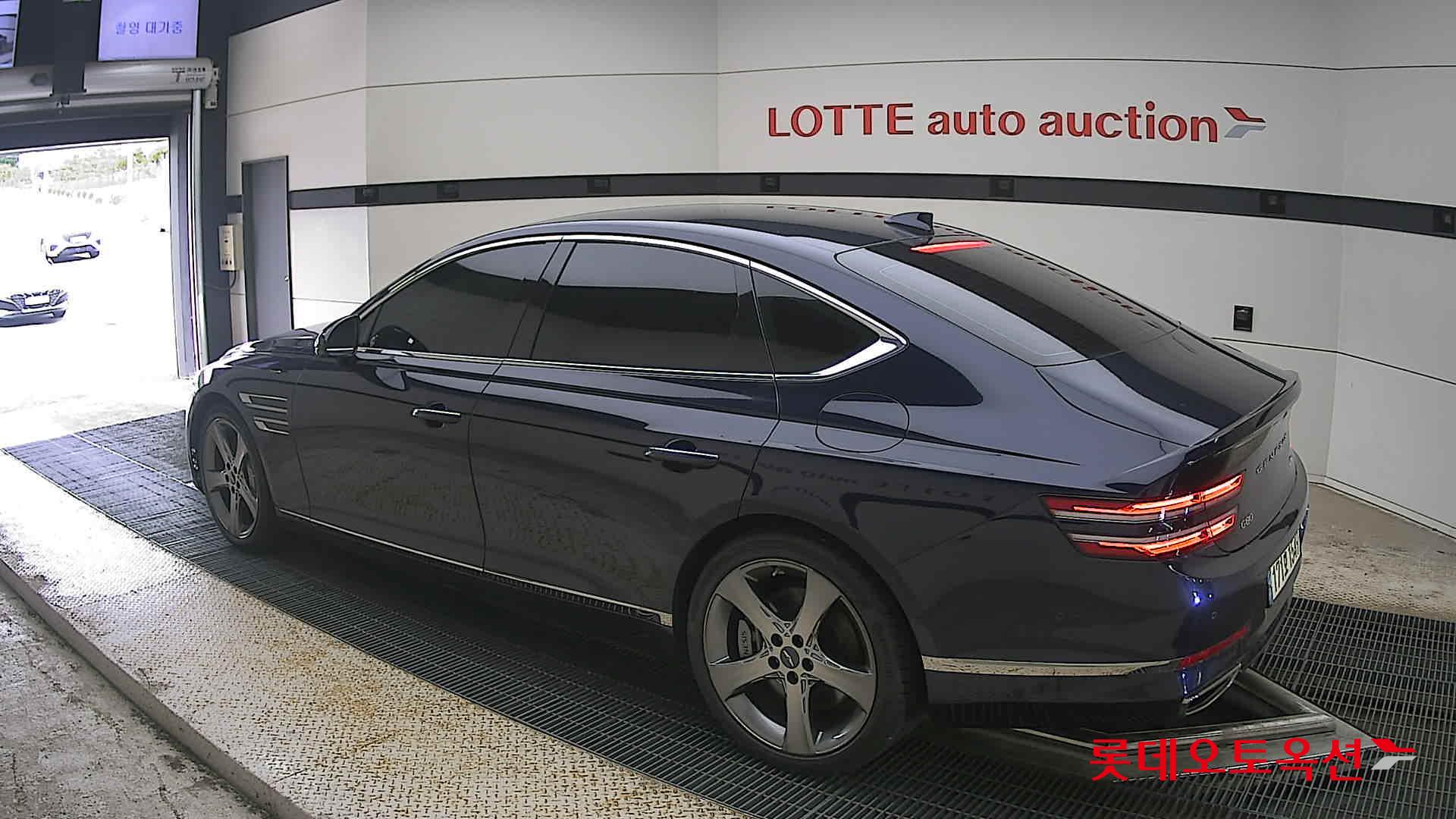 2023 - genesis g80