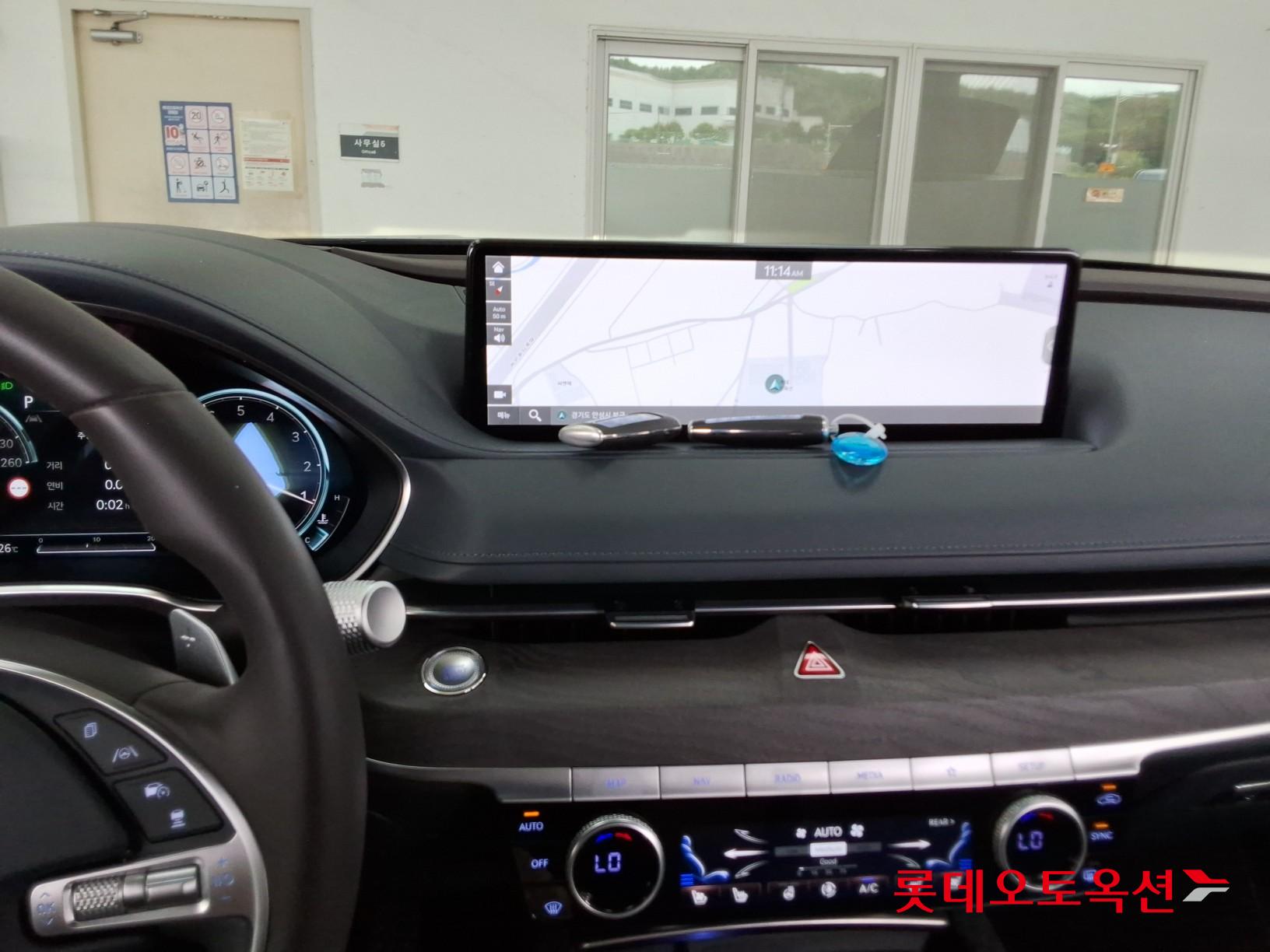 2023 - genesis g80