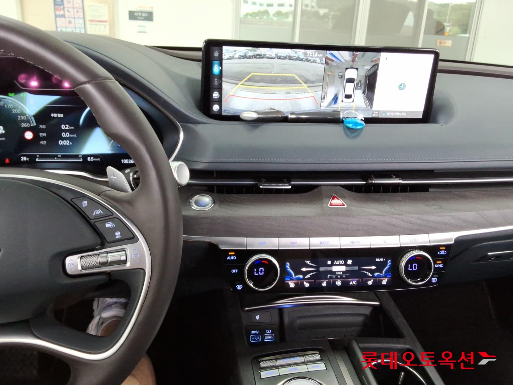 2023 - genesis g80