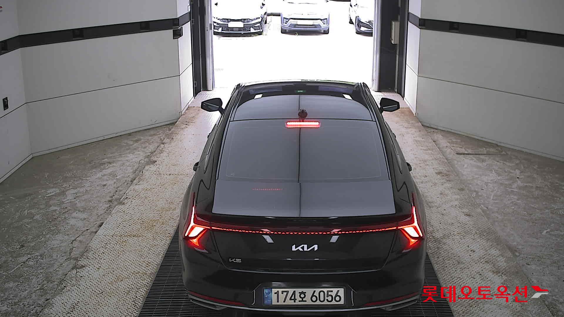 2022 - kia k8