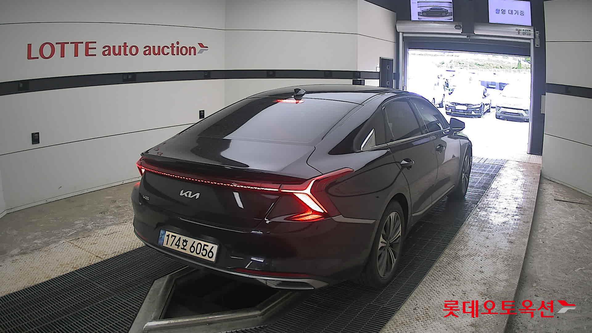2022 - kia k8