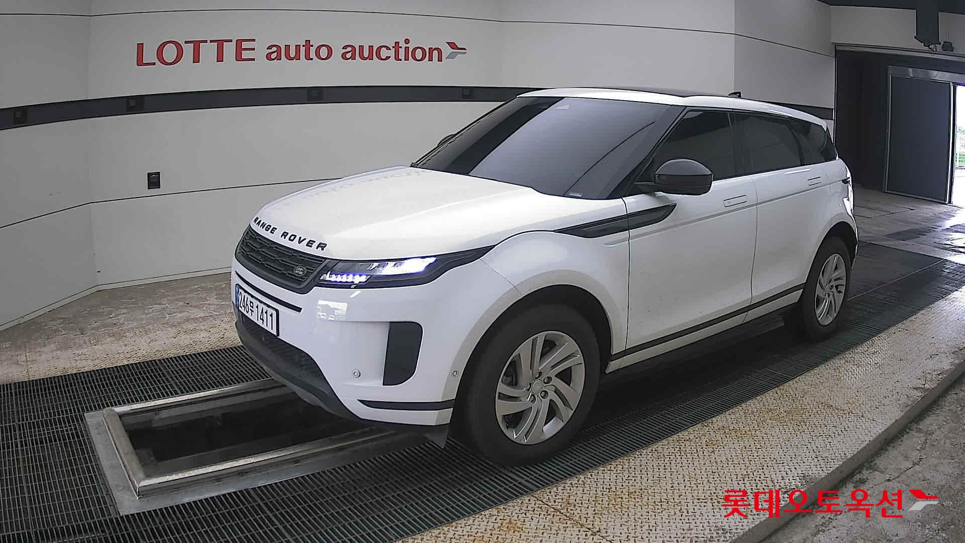 2025 - land rover range rover