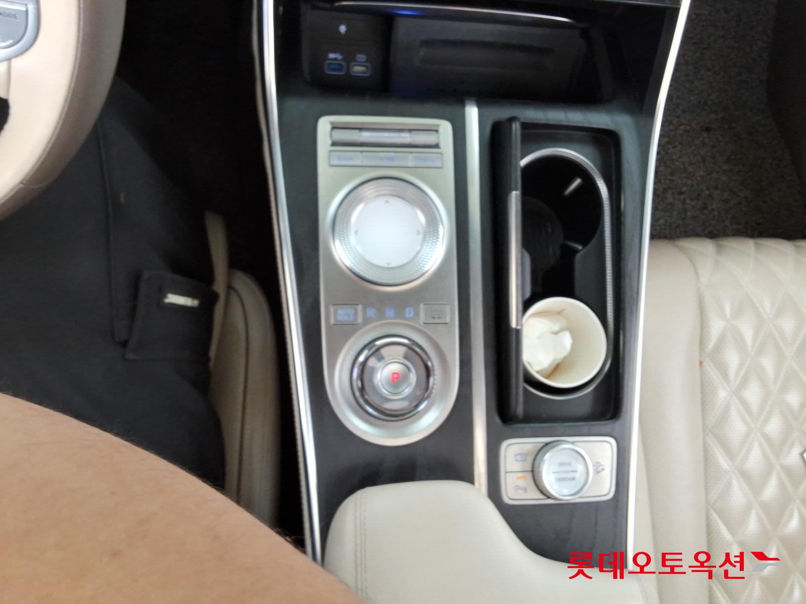 제네시스 GV80 - 34