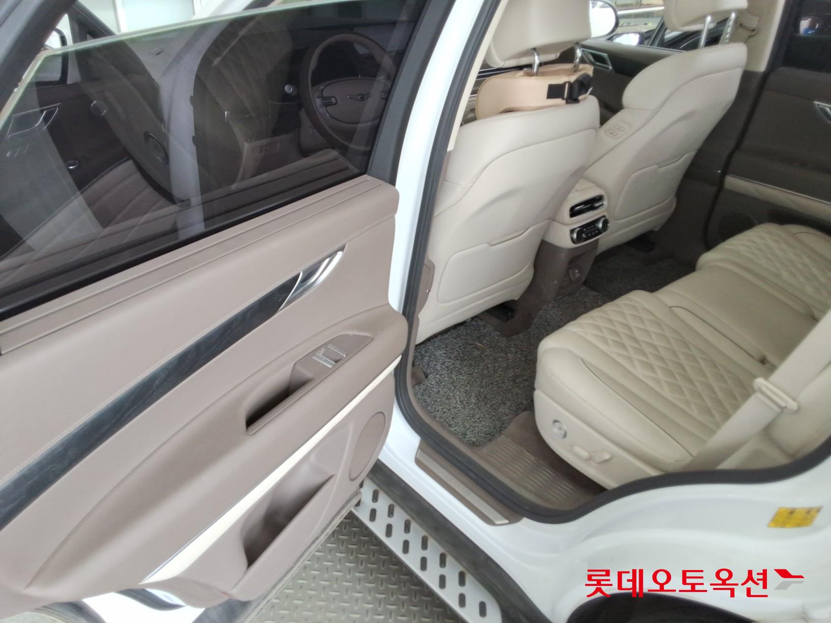 제네시스 GV80 - 38