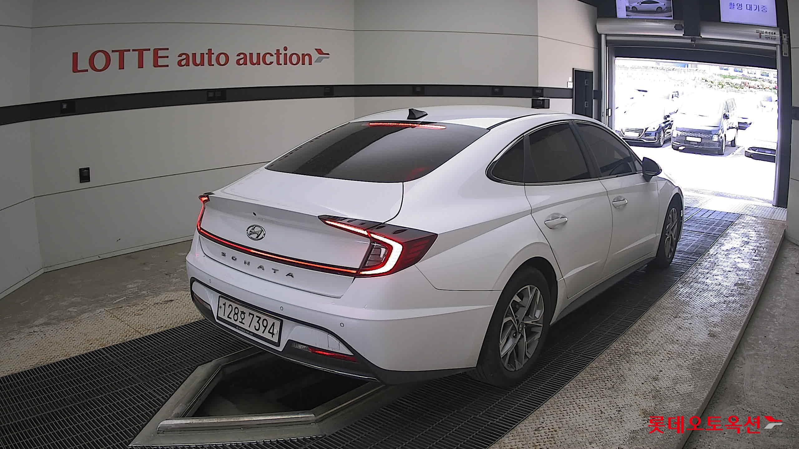 Hyundai Sonata - 5