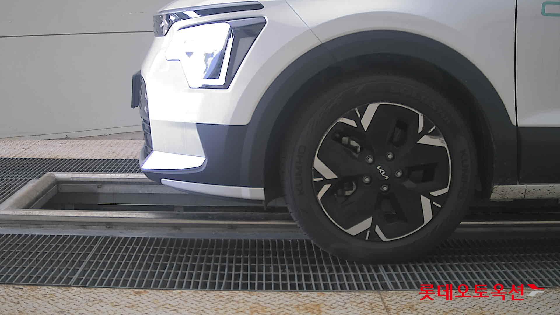 2023 - kia niro