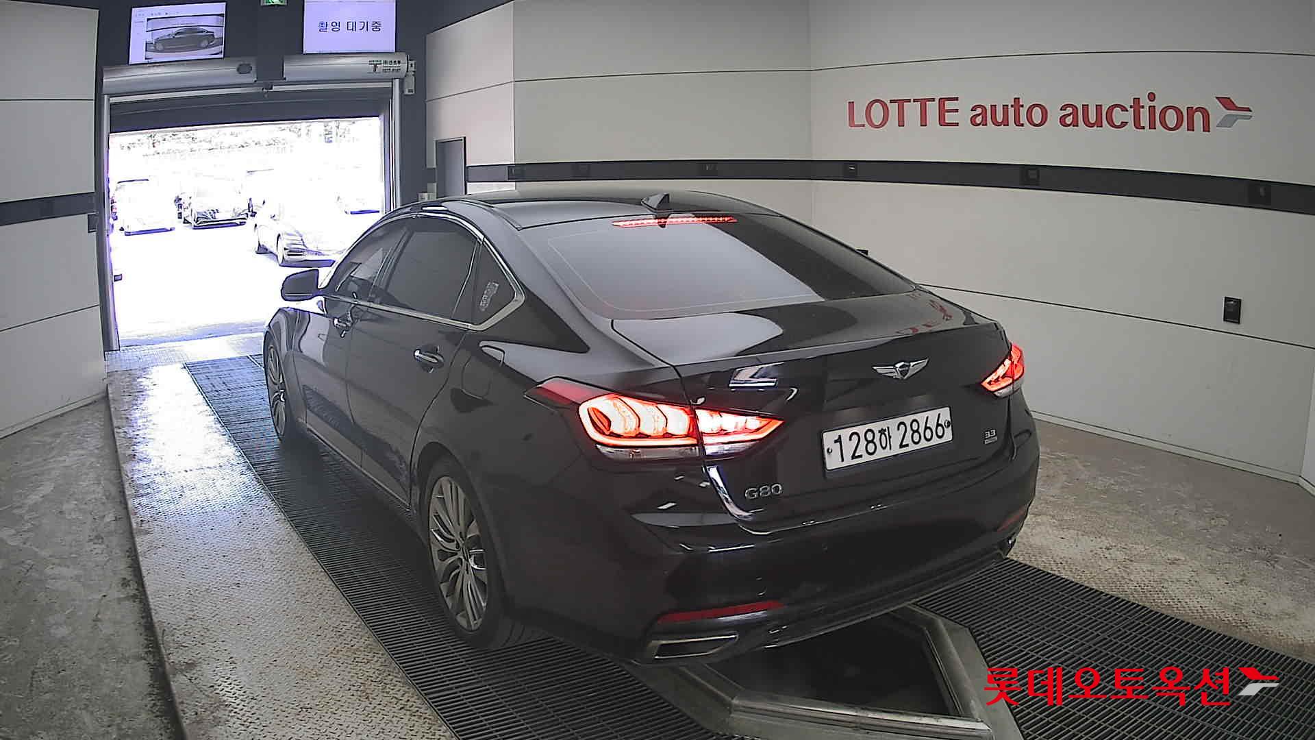 Genesis G80 - 16