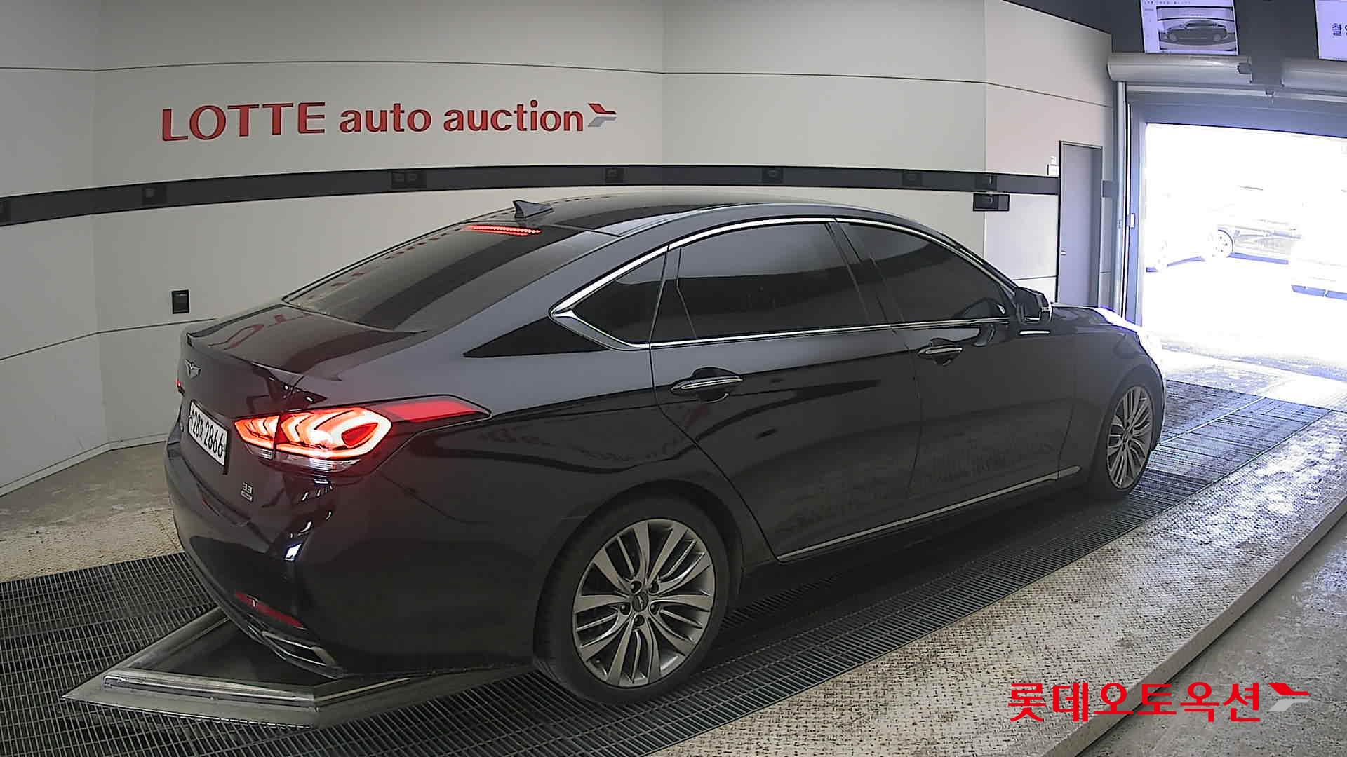 Genesis G80 - 19