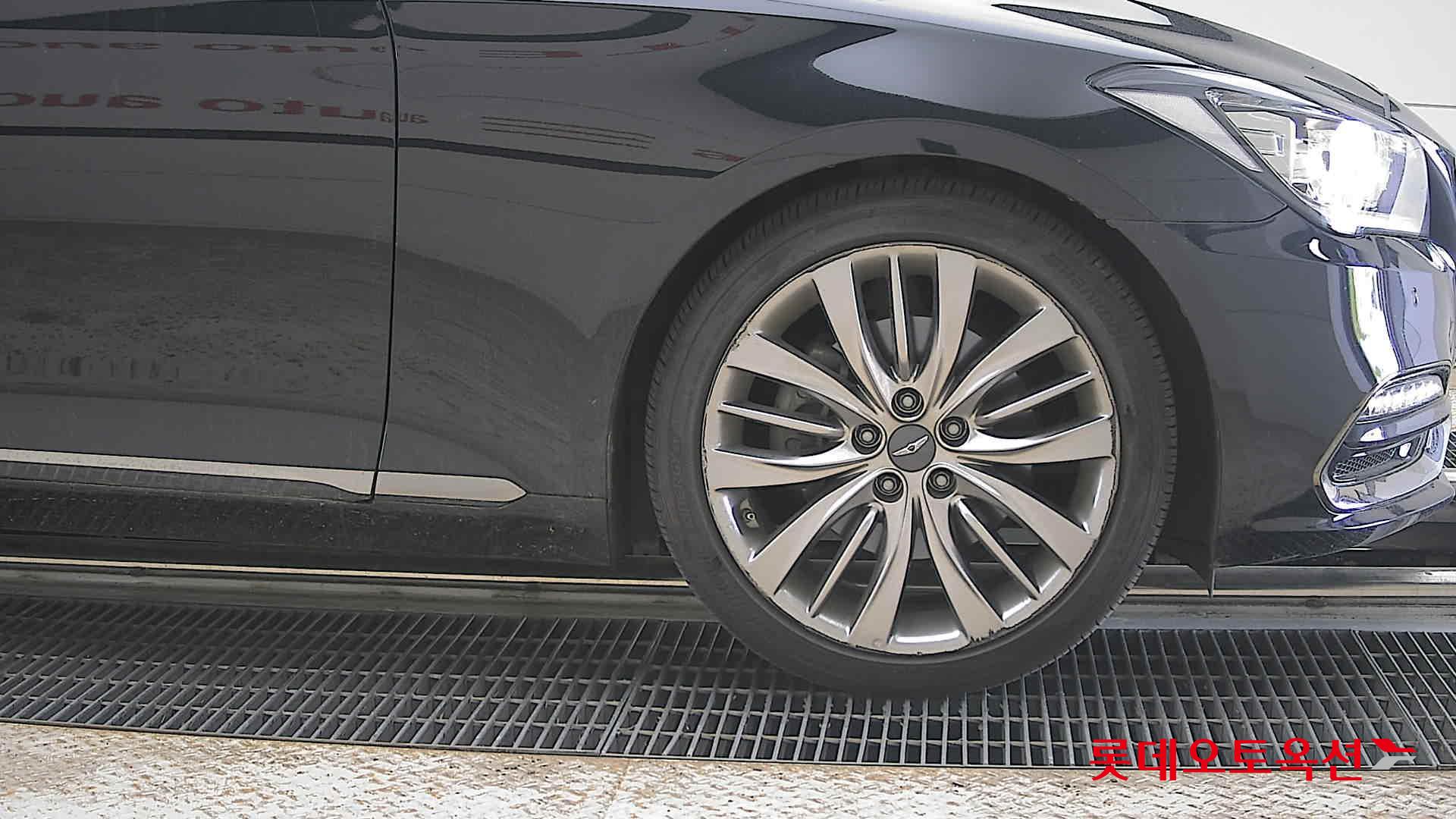 Genesis G80 - 27