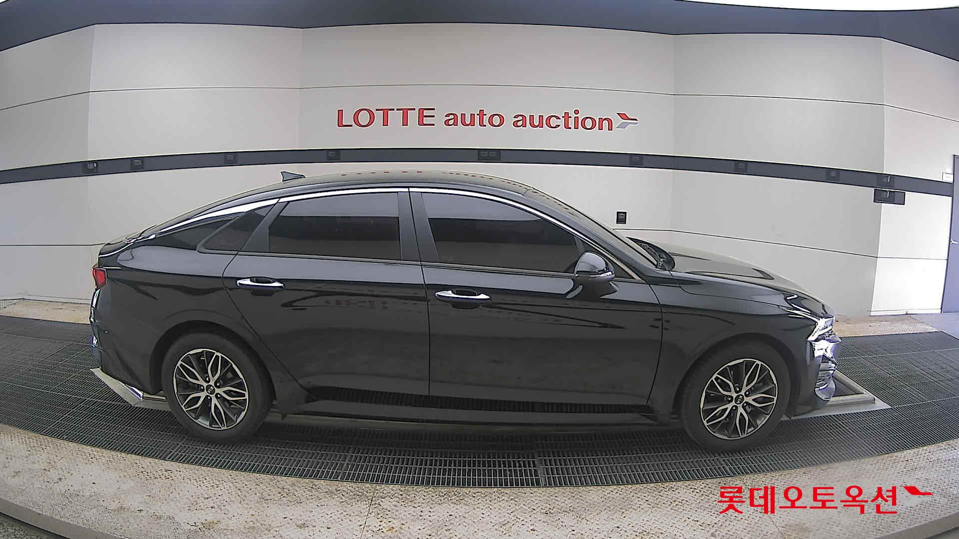 Kia K5 - 21