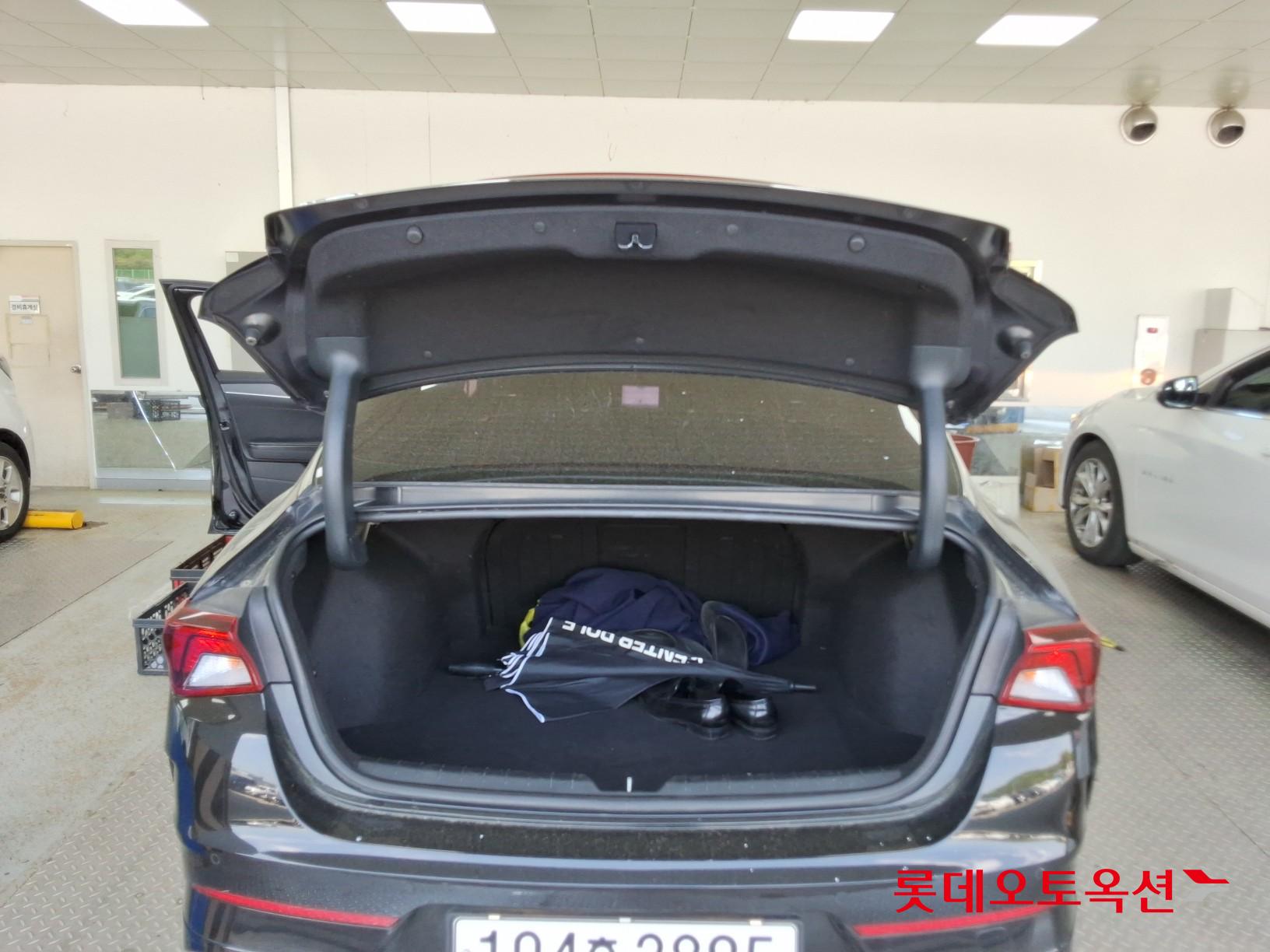 Kia K5 - 9