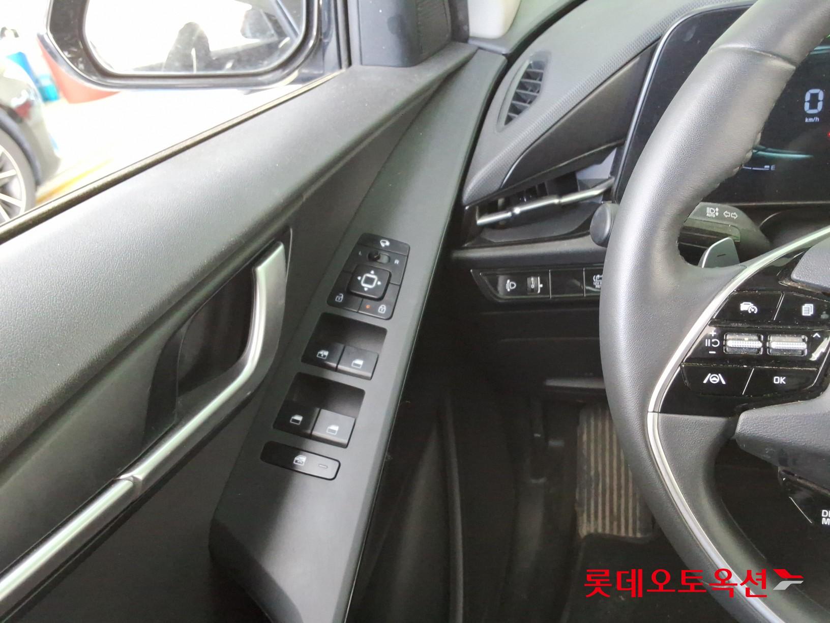 Kia Niro - 29